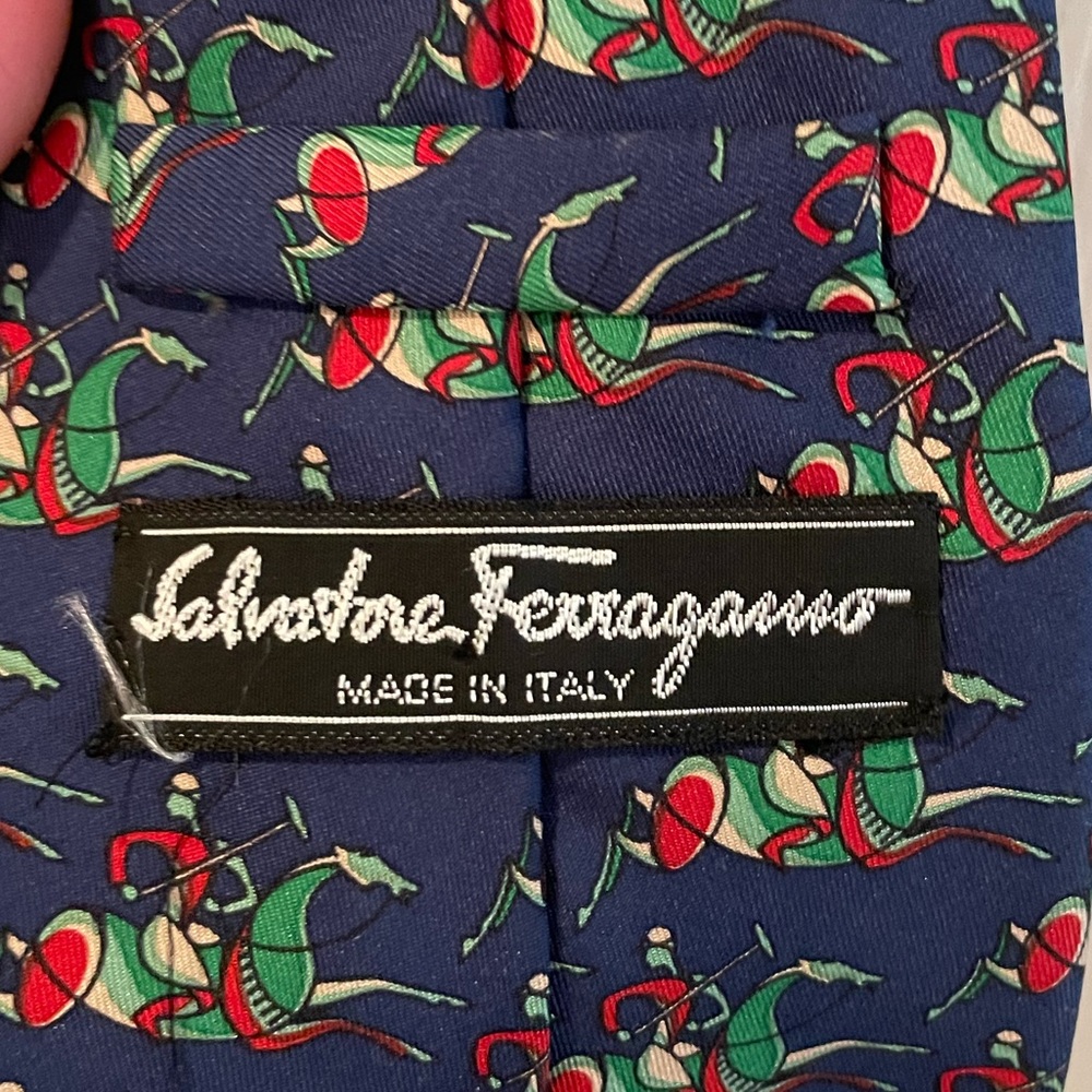 Unique 100% silk Salvatore Ferragamo men’s tie with polo players on horses